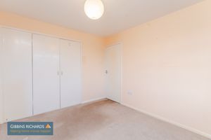 Bedroom- click for photo gallery